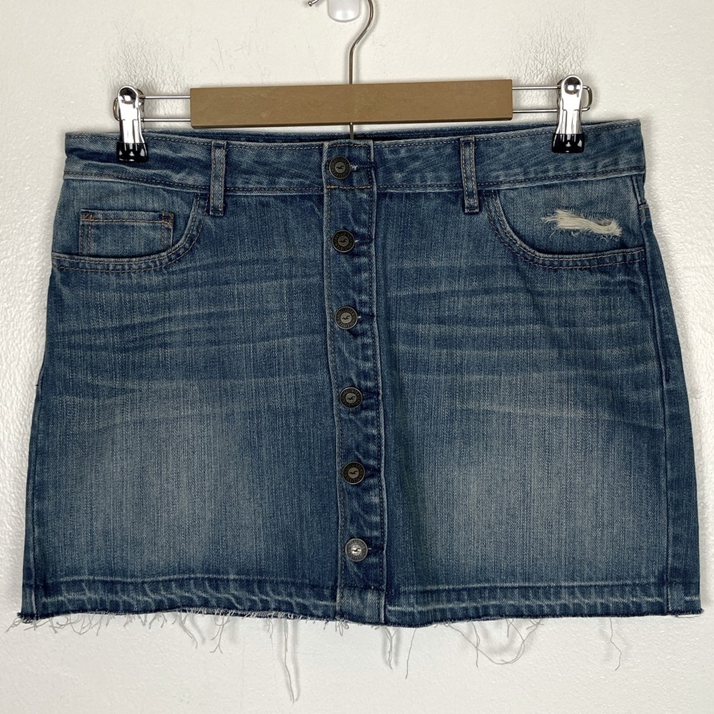 Hollister Button Denim Mini Skirt Size 29 Color Blue Distressed Raw Hem Cotton
